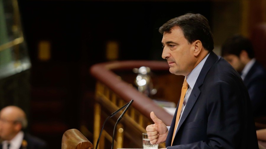 Aitor Esteban a Pablo Iglesias: “Por mucha distancia que tengamos con el actual Gobierno, el fondo y la forma de su iniciativa no nos generan ninguna confianza”