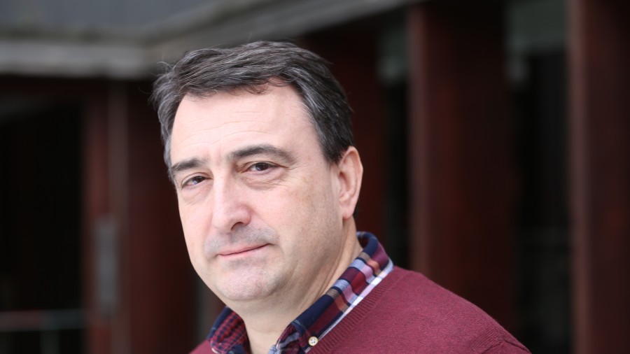 Aitor Estebanen esanetan PPk, PSOEk eta Ciudadanosek Sekretu Ofizialen Lege Proposamenari aurkeztu dizkioten zuzenketak “burla bat” dira